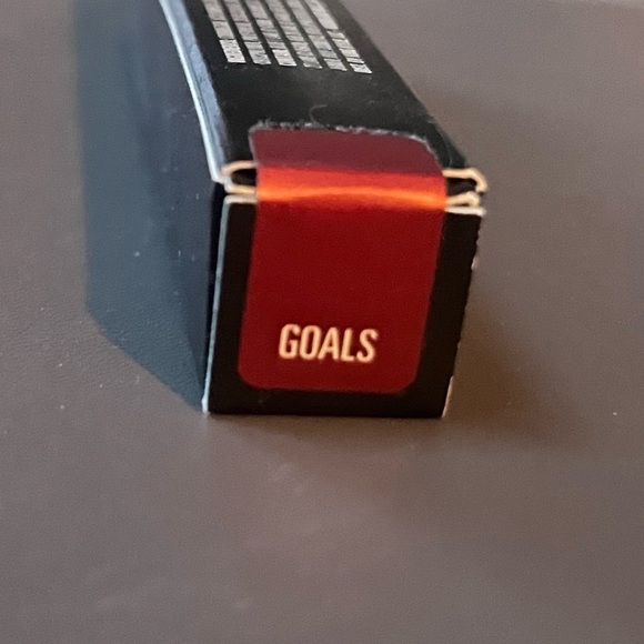 Lot of 4 Kylie Cosmetics products - all brand new in box - Picture 7 of 8